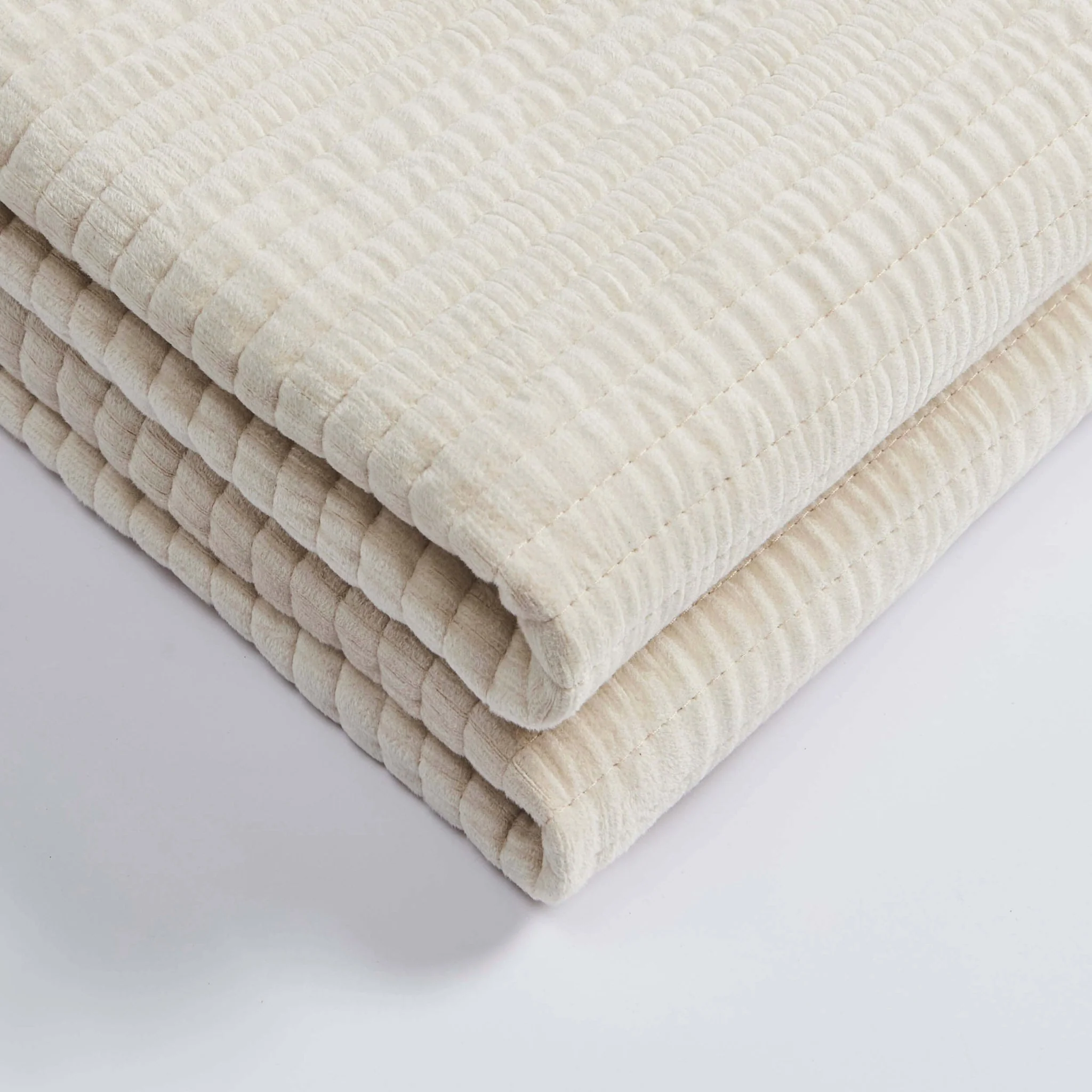 Leona Luxury Quilted Velvet Bedspread - Champagne - Image 4