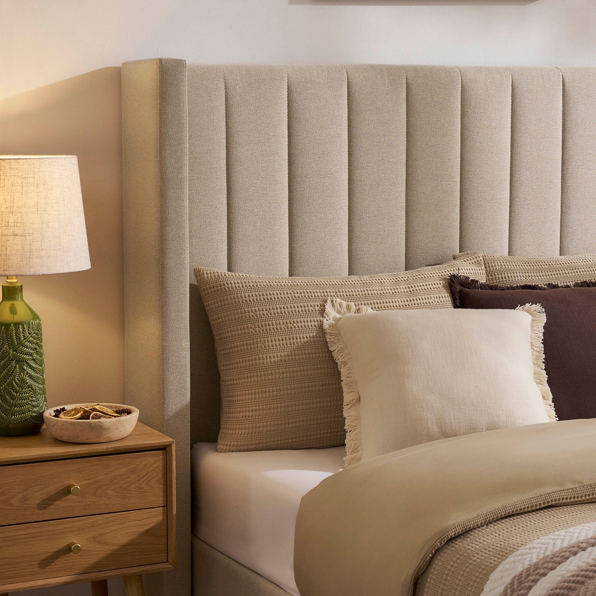Madison Ottoman Storage Bed - Oatmeal - Image 7
