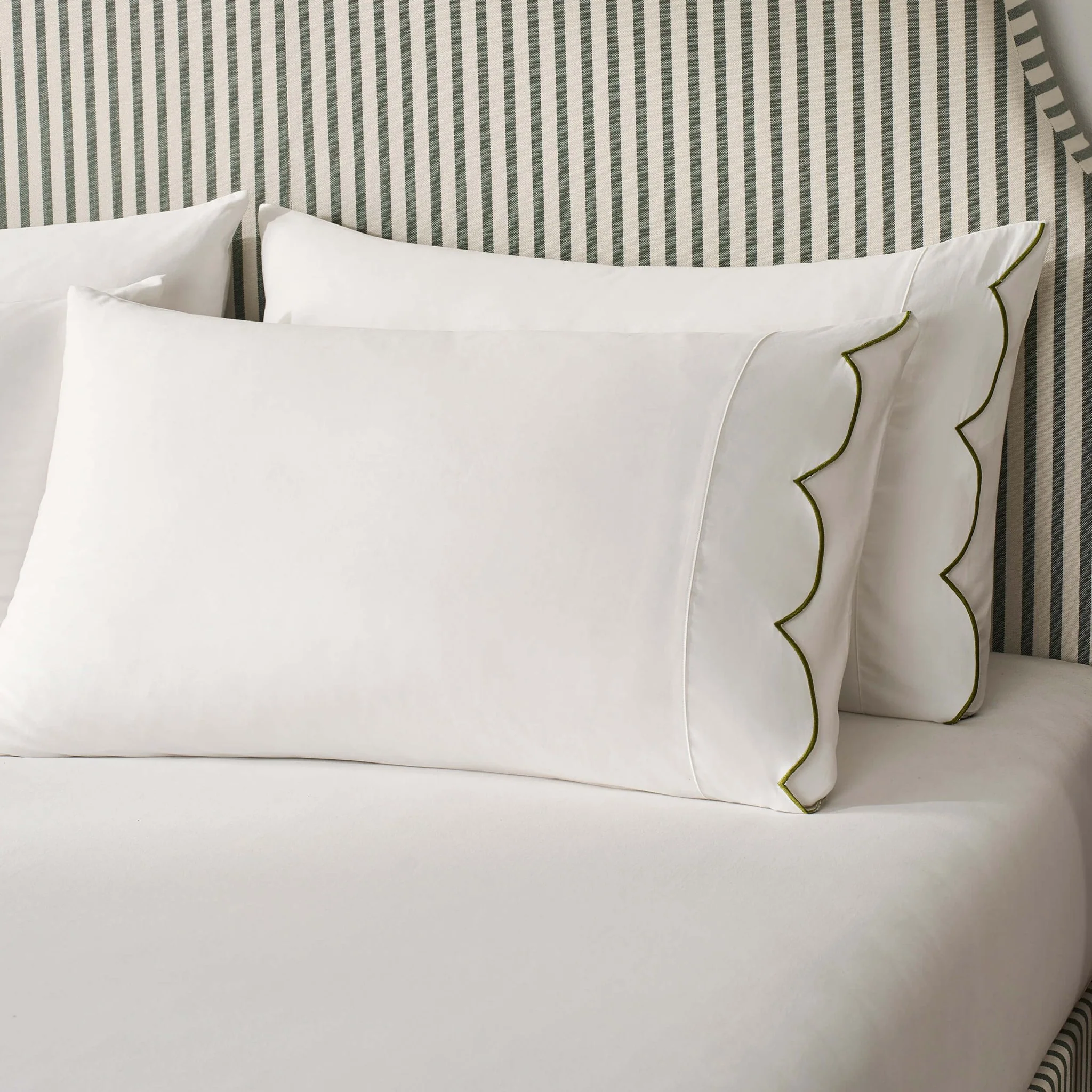 Pair of Simone Scallop Embroidered Edge Classic Pillowcases - Off White/Olive - Image 2