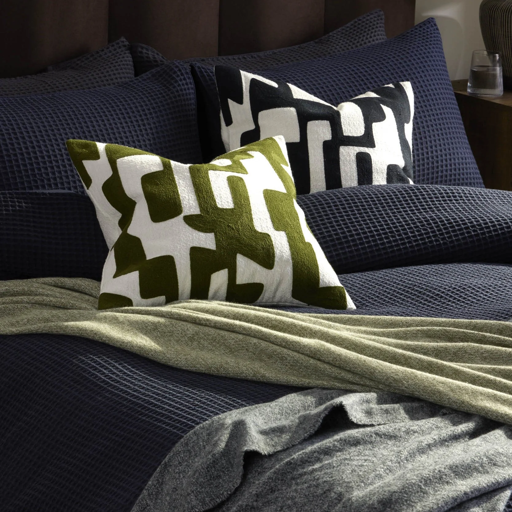 Portofino Waffle 100% Cotton Duvet Cover 200 Thread Count - Midnight Navy - Image 6