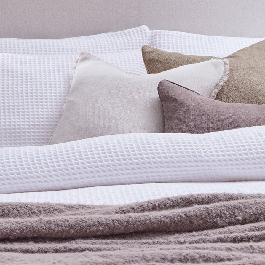 Portofino Waffle 100% Cotton Pair of Pillowcases 200 Thread Count - White - Image 6