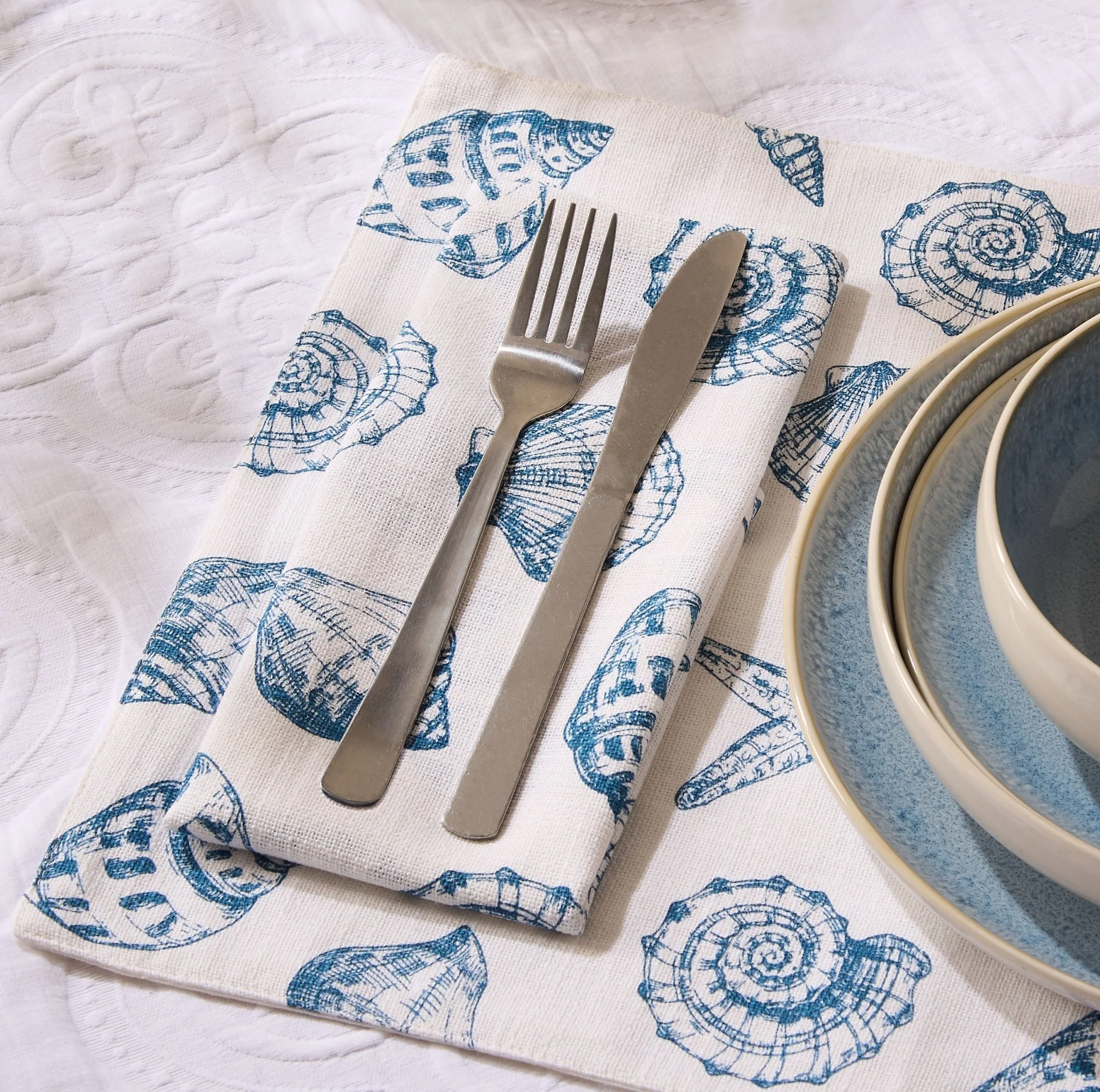 Seashell Print Set of 4 Napkins - Natural/ Blue