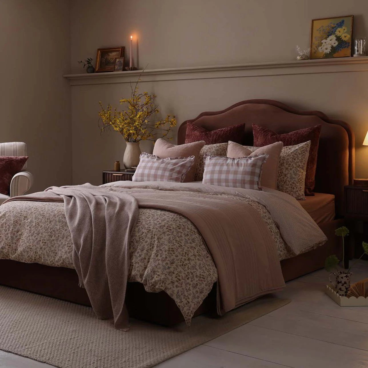 Wiltshire Ottoman Storage Bed - Mauve - Image 7